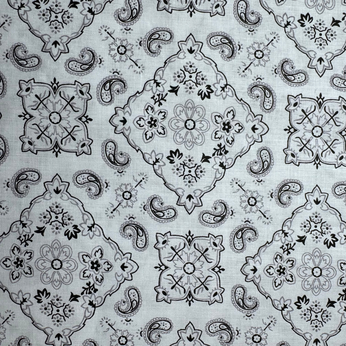 Cotton-Blend Fabric, Paisley-Bandana Motif Pattern(7 Colors) - By the Yard